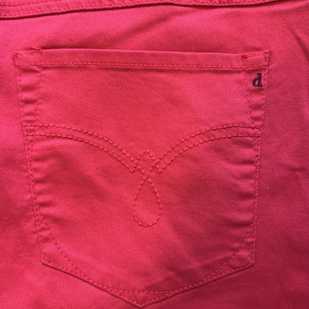 D. Jeans capri plus Modern Fit Capris - Picture 7 of 7